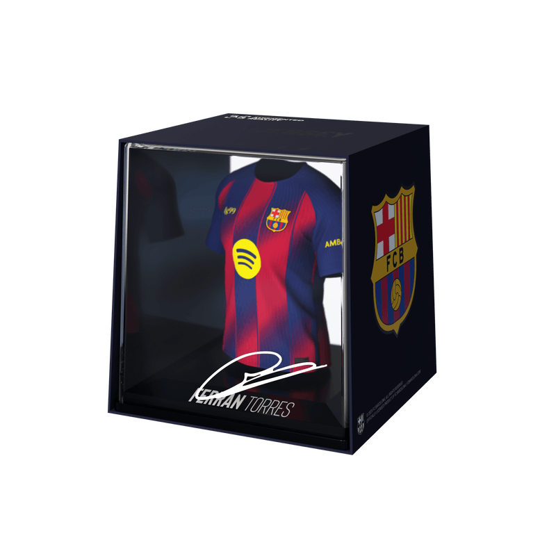 Načtěte obrázek do galerijního prohlížeče, Ferrán Torres - Home - FCB - 2025/26 - FanCollex
