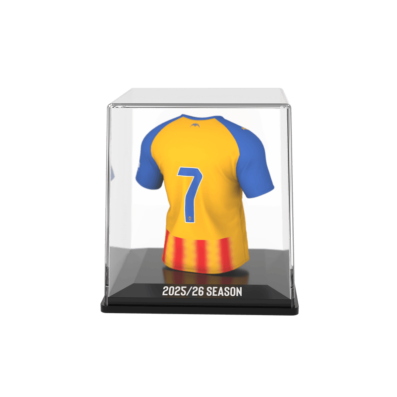 Laden Sie das Bild in Galerie -Viewer, Valencia CF - Third - 2025/26 - FanCollex

